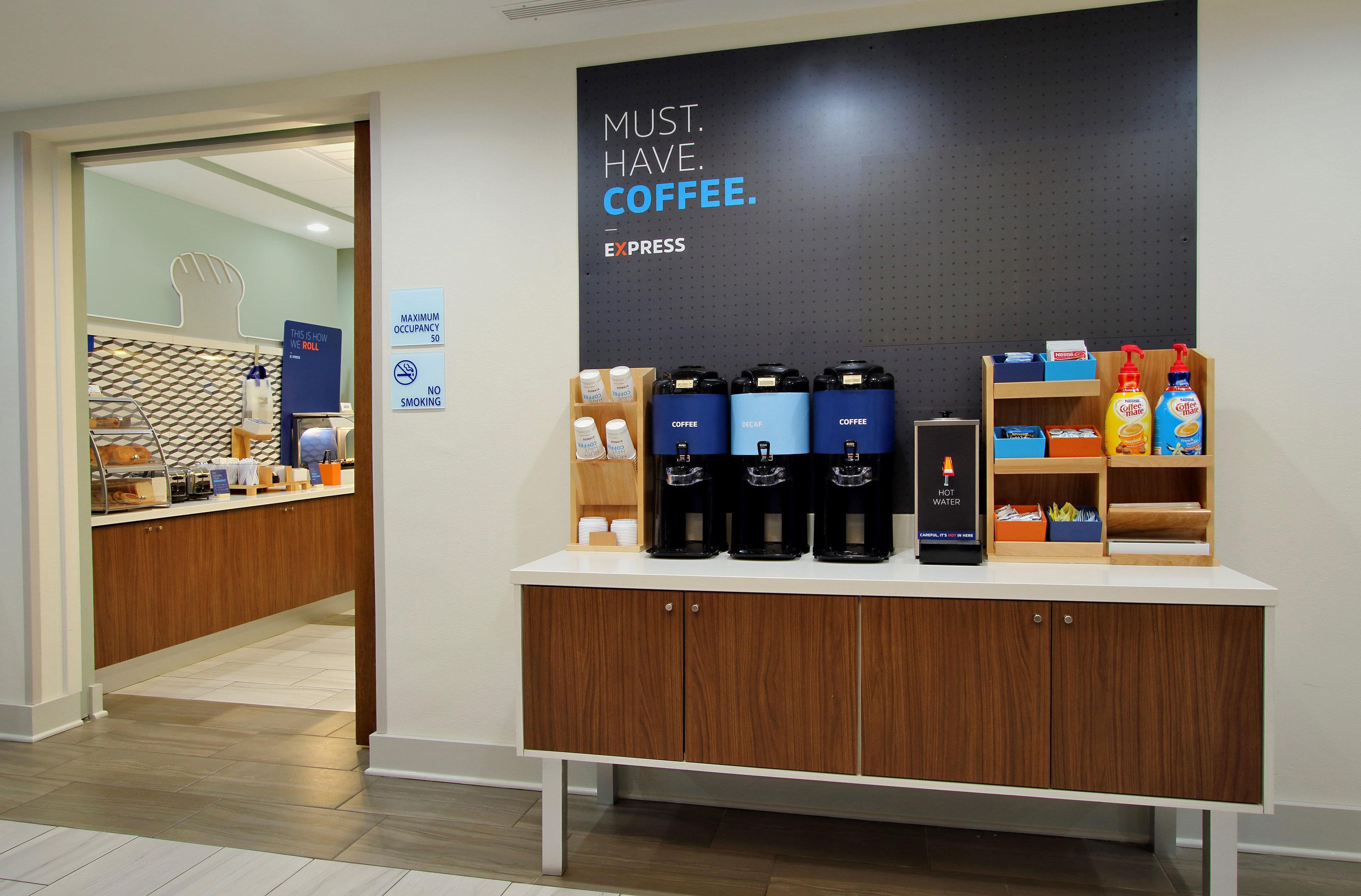 Holiday Inn Express Hotel & Suites Frankfort By Ihg Екстериор снимка