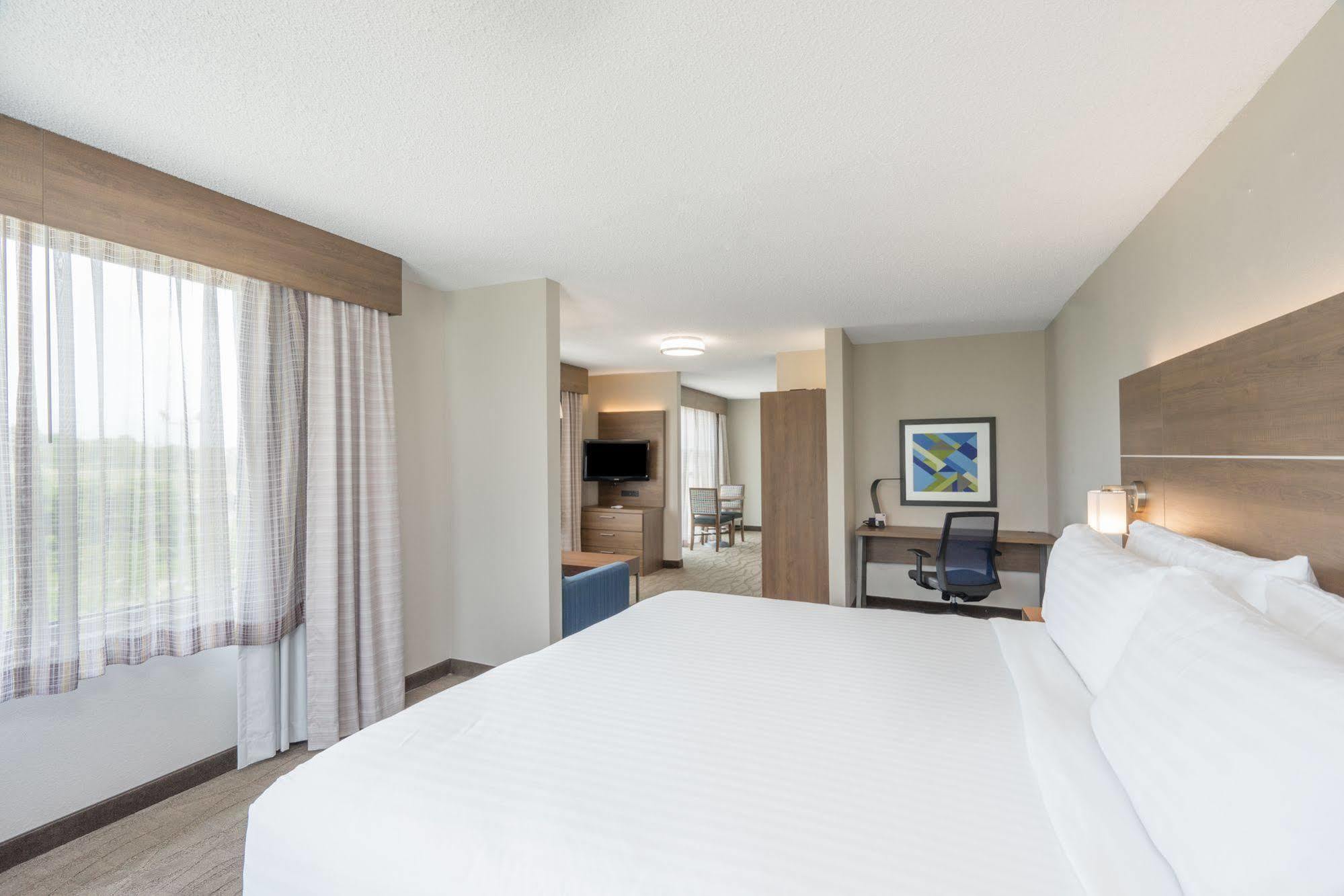 Holiday Inn Express Hotel & Suites Frankfort By Ihg Екстериор снимка